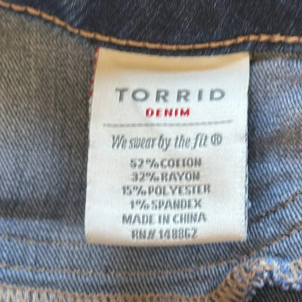 Torrid Denim stretch jeggings, size 16R - Picture 8 of 10
